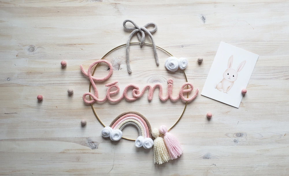 Cerceau décoratif - Modèle ''Arc-en-ciel et pompons''
