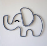 Éléphant en tricotin